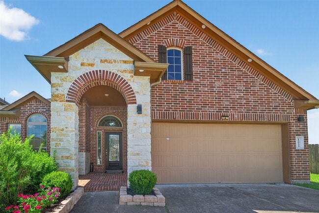 Building Photo - 13935 Manobrook Ct