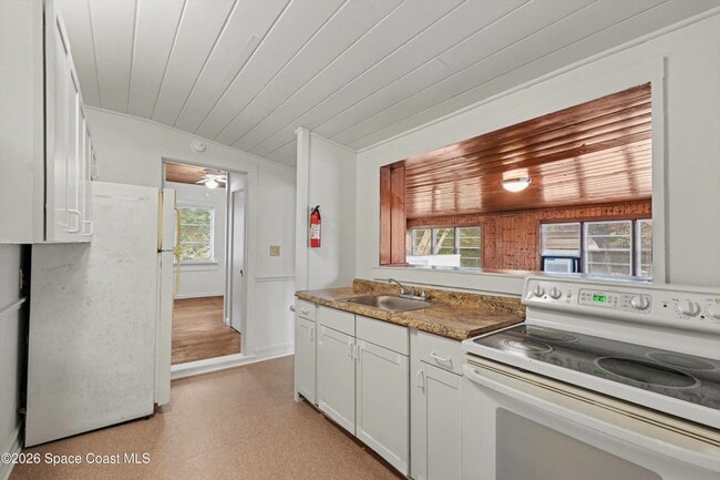 Building Photo - 1708 Pine St