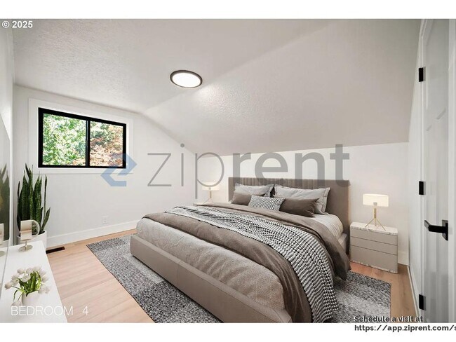 Building Photo - 7640 SW Whitford Dr