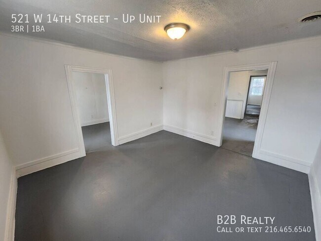 Building Photo - 521 W 14th St