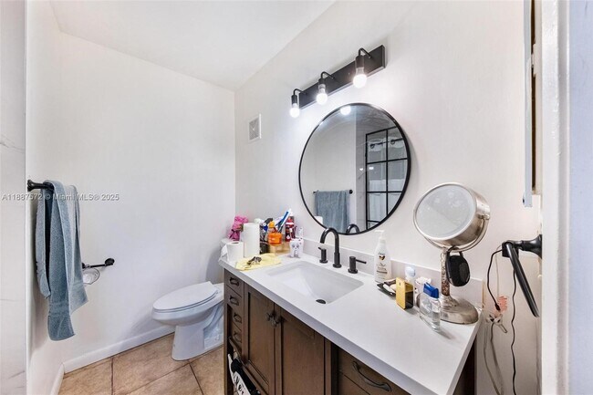 Building Photo - 1178 NW 123rd Pl