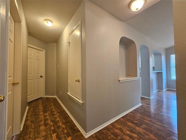 Building Photo - 4211 Mather