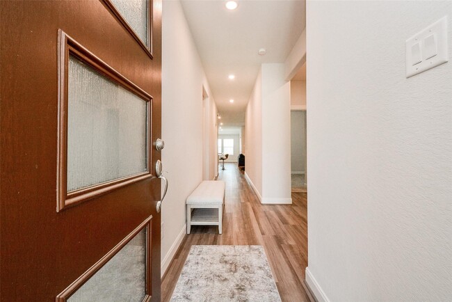 Building Photo - 4431 Silvergrass Ln