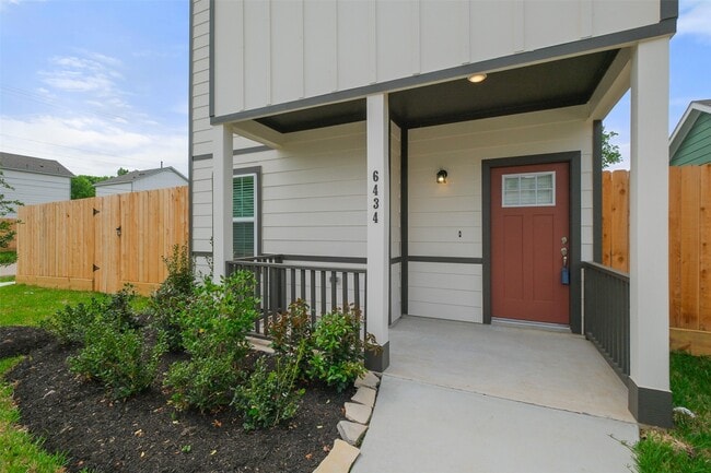 Building Photo - 6434 New York St