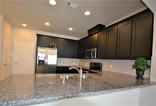 Building Photo - 2547 Adam Ln