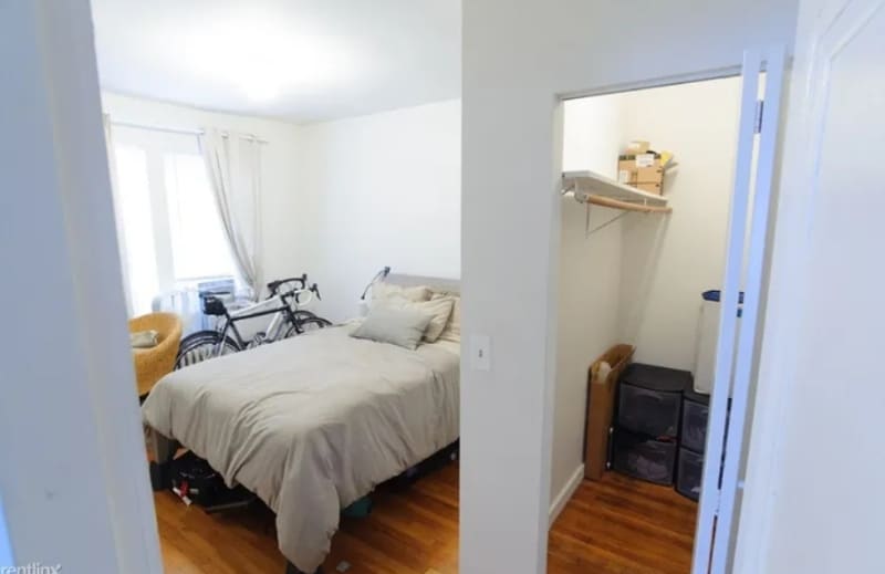 Building Photo - 385 Ives St