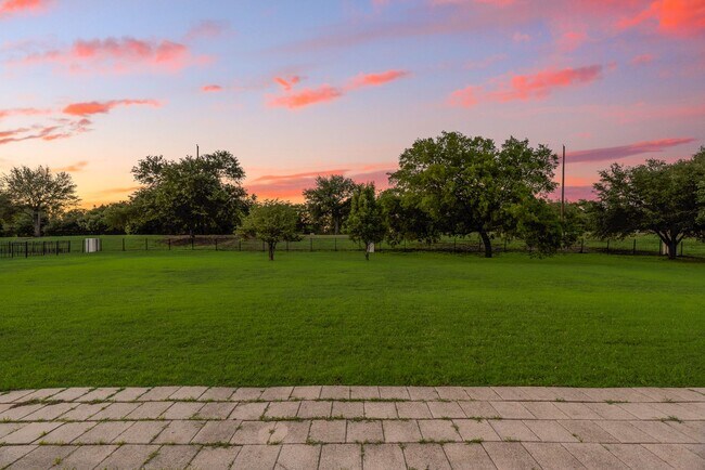 Building Photo - Exquisite 1.3-Acre French-Style Estate by Alford Custom Homes – Available for Lease!