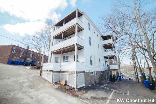 Building Photo - 10 Duffley Ct