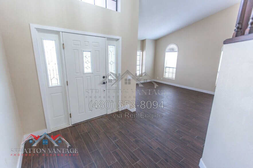 Building Photo - 16806 S 37th Way