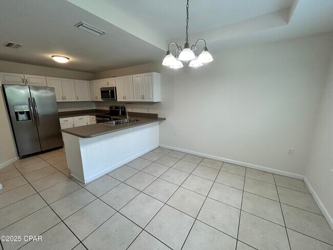 Building Photo - 2917 Cedars Crossing