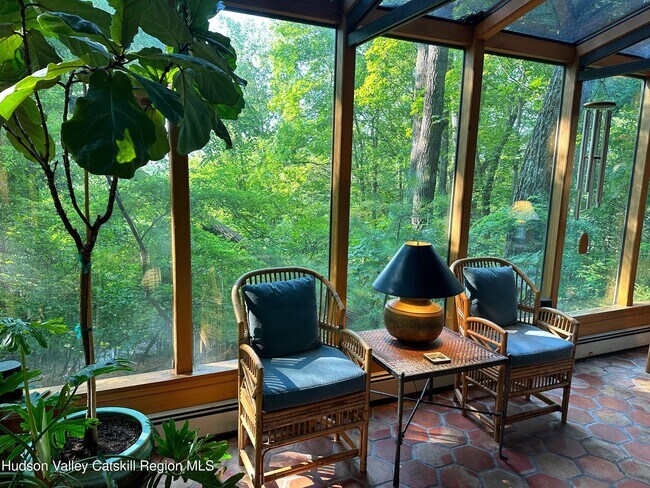 Building Photo - 26 Webster Rd