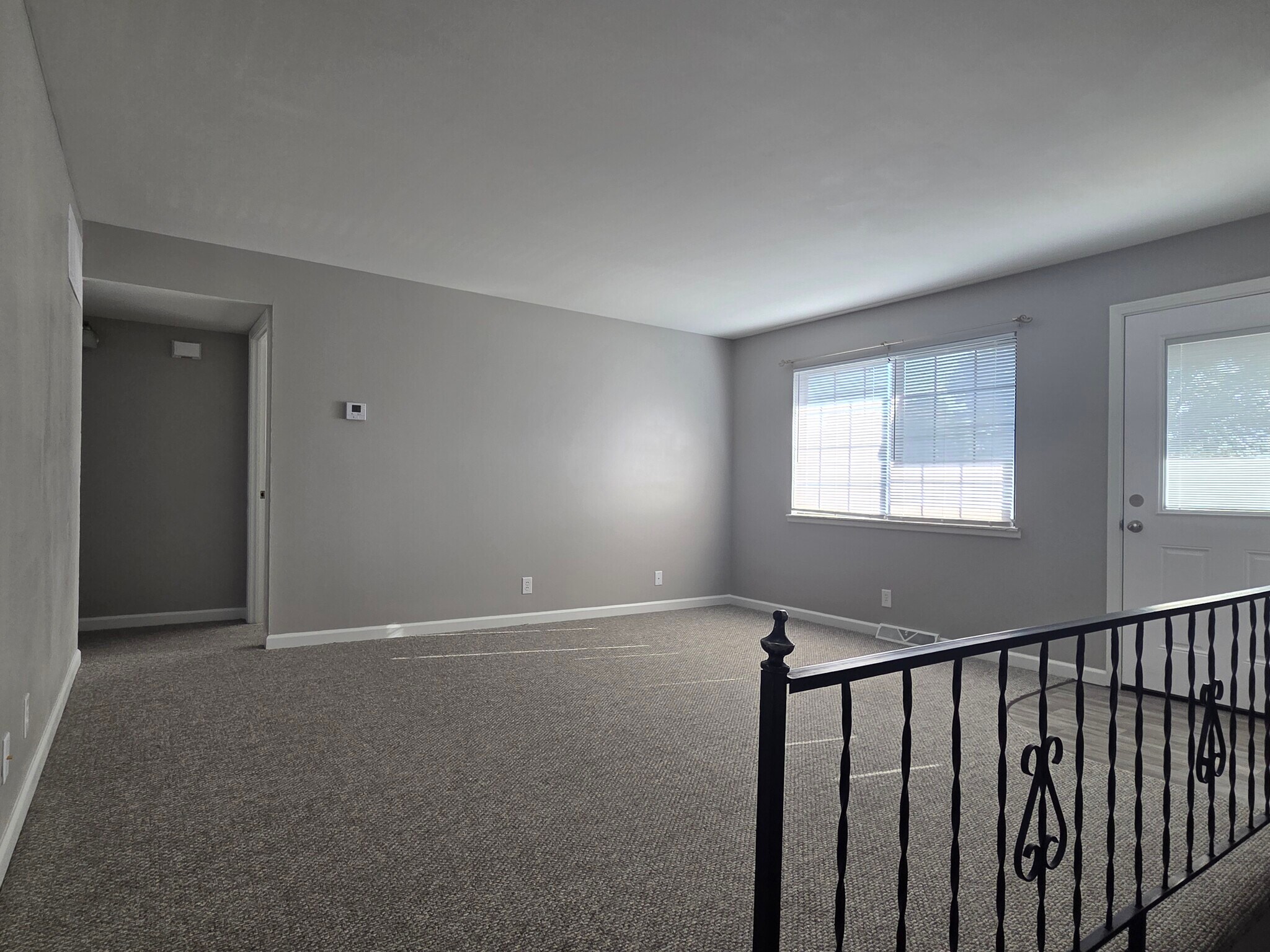 Building Photo - 5526 Humbert Rd
