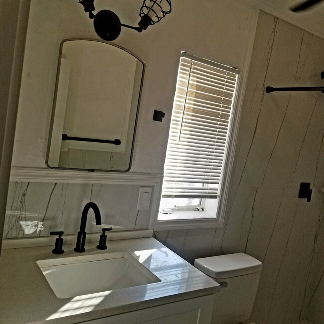 upstairs bathroom - 1375 Alcazar Ave