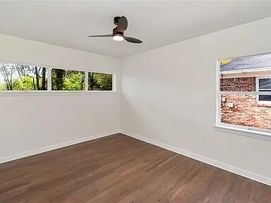 Building Photo - 38 Lourando Dr