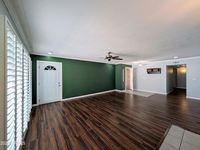 Building Photo - 10044 N 39th Ln