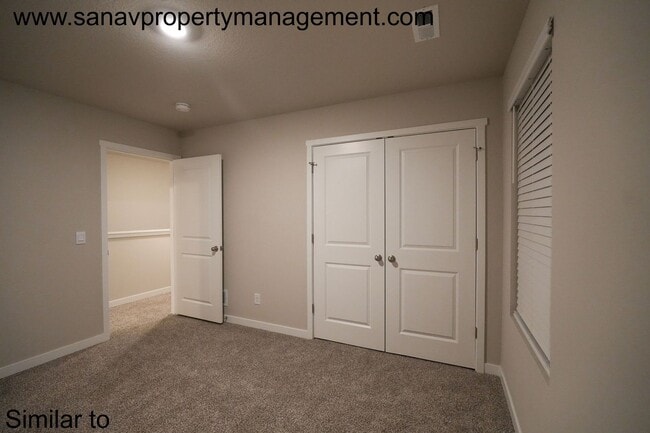 Building Photo - Townhome in Prime Ankeny Location