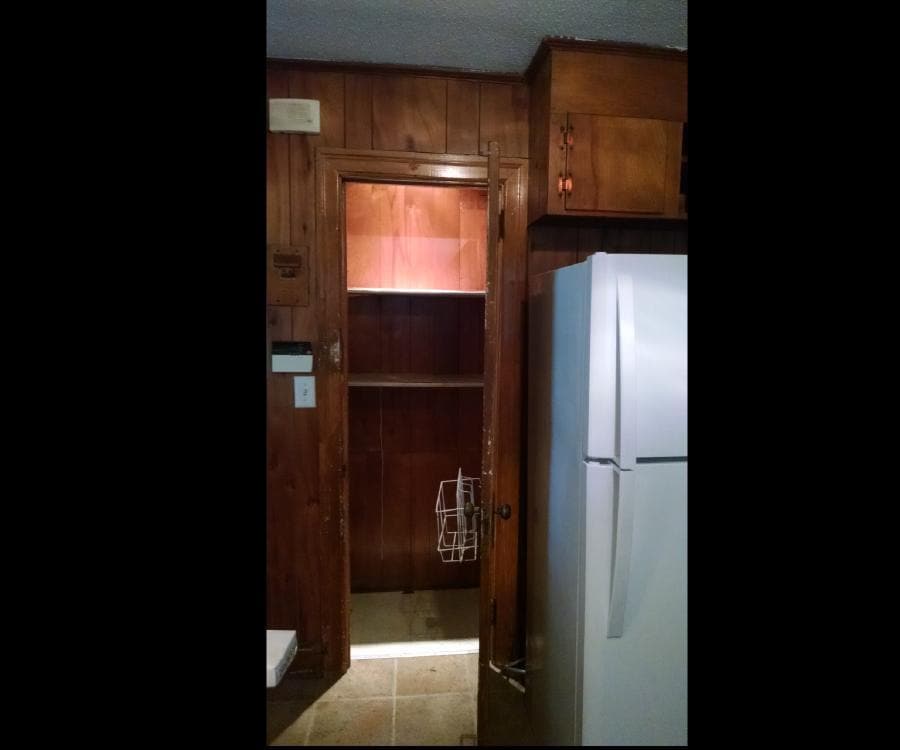 Building Photo - 5505 Hilltop Rd