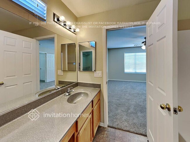 Building Photo - 16029 W Miami St