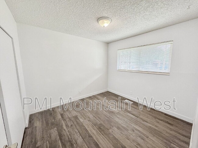 Building Photo - 4673 S 1300 E