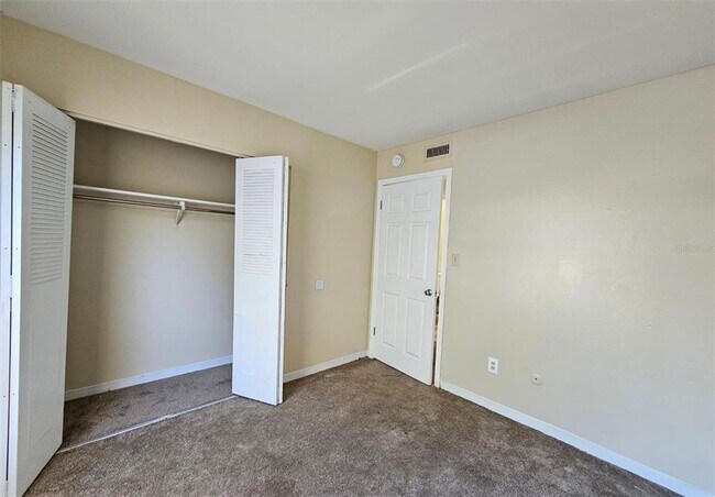 Building Photo - 7602 W Powhatan Ave