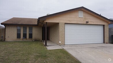 Building Photo - 3404 Chisholm Trail