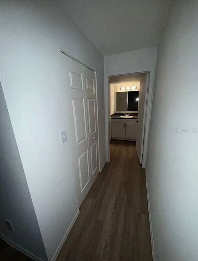 Building Photo - 5313 Summerlin Rd