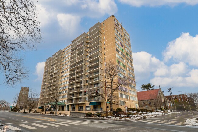 Building Photo - 1401 Pennsylvania Ave