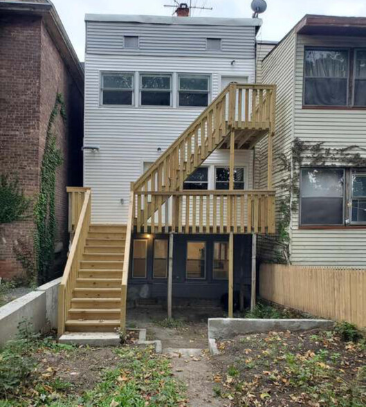 Building Photo - 208 Myrtle Ave