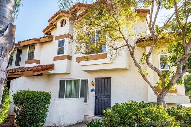 Building Photo - 1651 S Juniper St