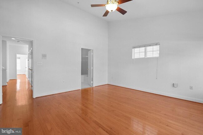 Building Photo - 12806 Murphy Grove Terrace