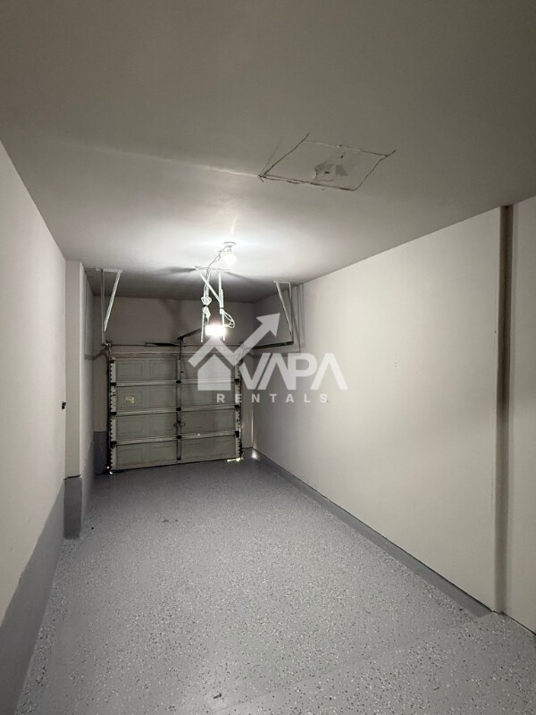 Building Photo - 5626 Red Canyon