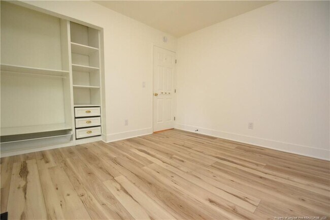 Building Photo - 1436 Lake Pine Dr