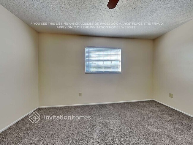 Building Photo - 11621 Sunshine Pond Rd