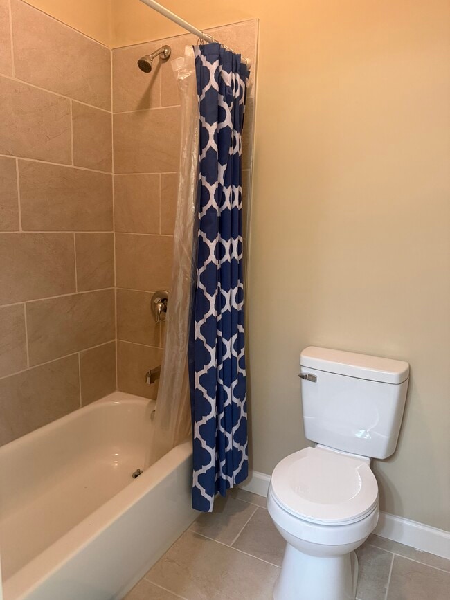 Building Photo - 2667 Willow Fld Xing