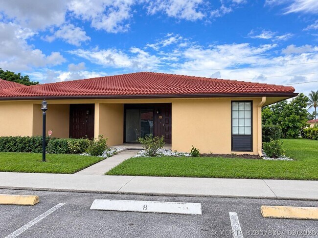 Building Photo - 5933 Forest Hill Blvd