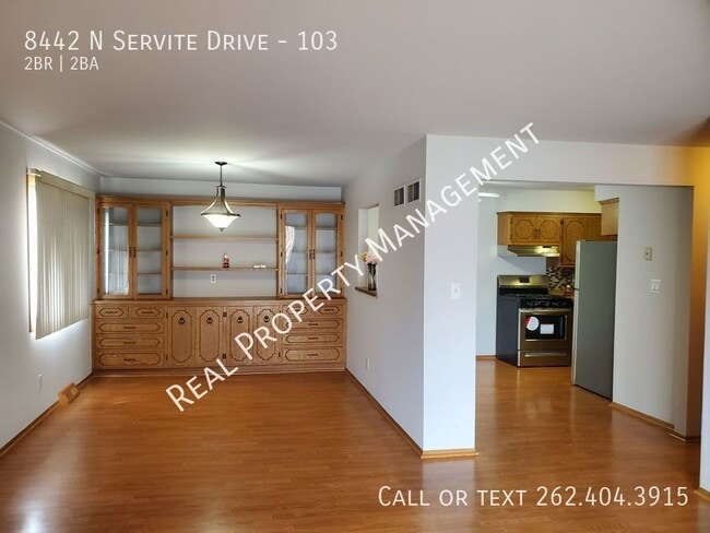 Building Photo - 8442 N Servite Dr