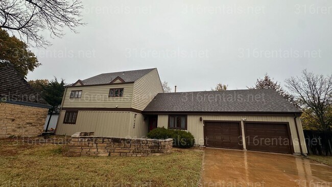 Building Photo - $1590 - 3 bedroom / 2.5 bathroom - Single ...