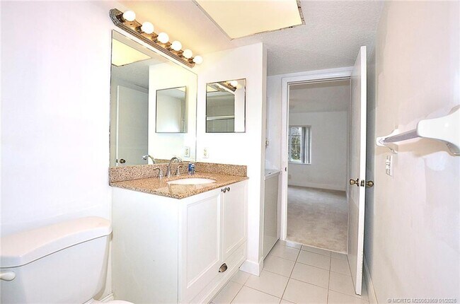 Building Photo - 950 S Kanner Hwy