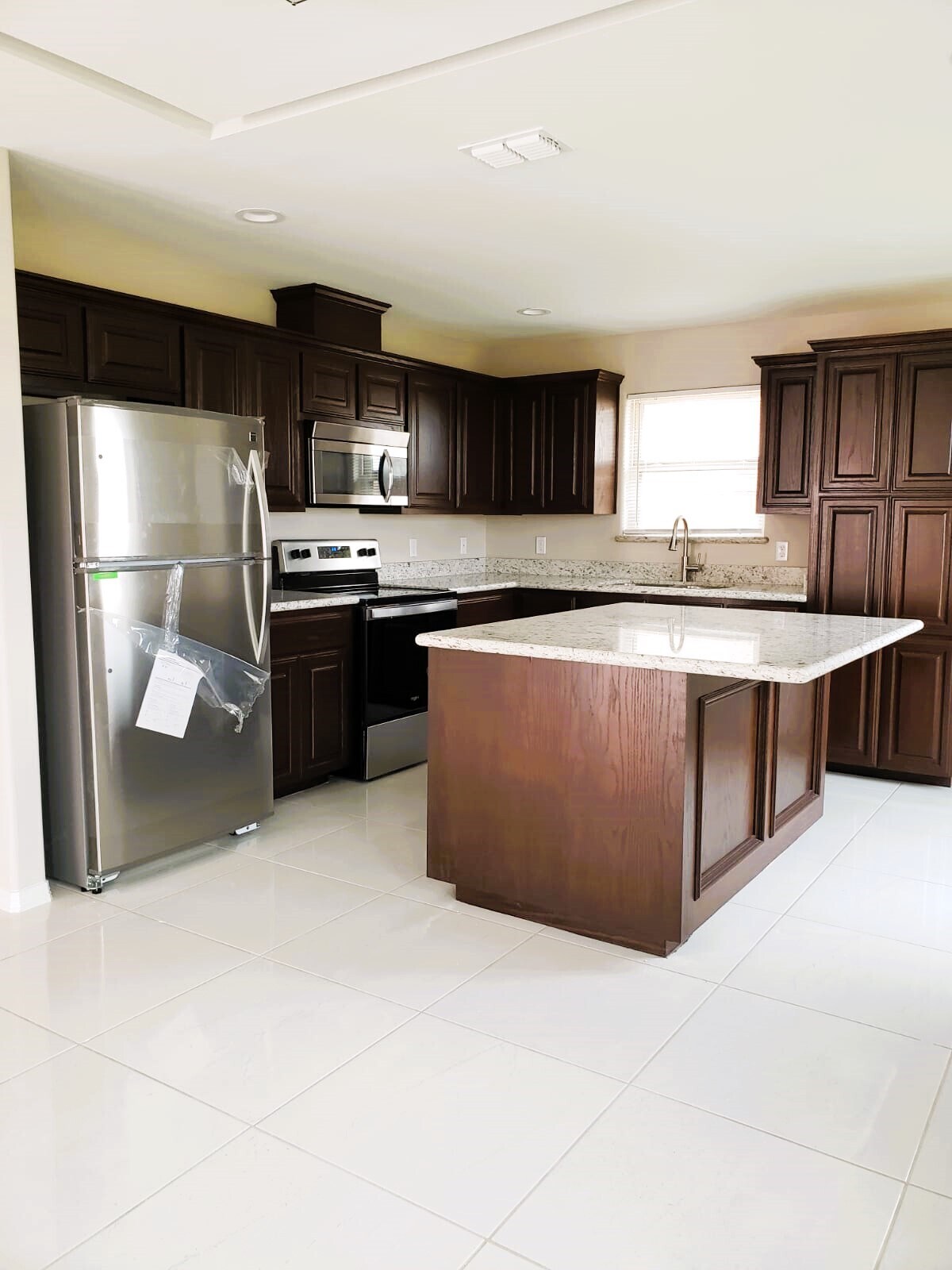 Kitchen - 623 Cathedral Hill
