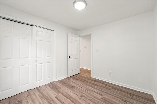 Building Photo - 1428 Muirfield Dr