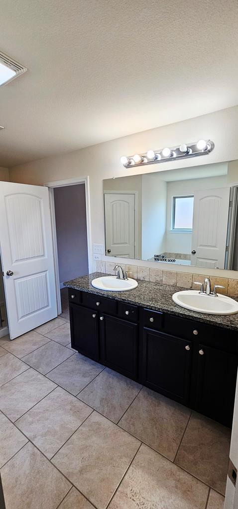 Building Photo - 9406 Caprock Ct