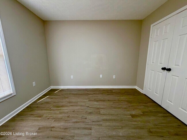 Building Photo - 1904 W Madison St