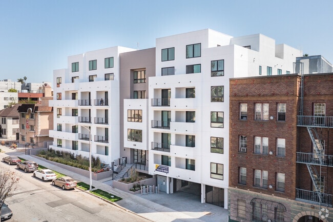 Primary Photo - Reno Place