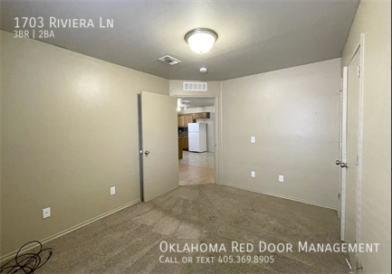 Building Photo - 1703 Riviera Ln