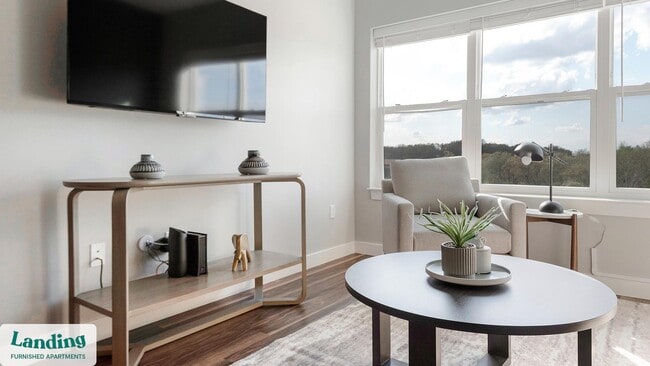 Building Photo - 1010 Enclave Blvd