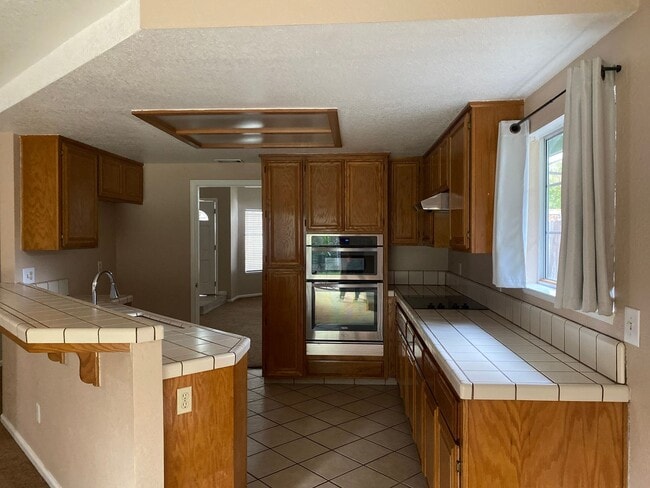 Building Photo - Coming Soon!