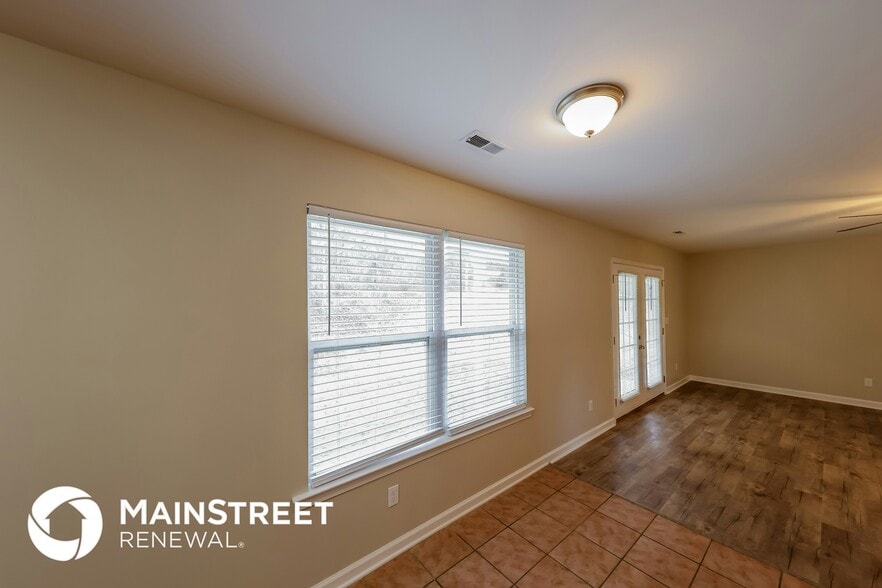 Building Photo - 20959 Walnut Ln