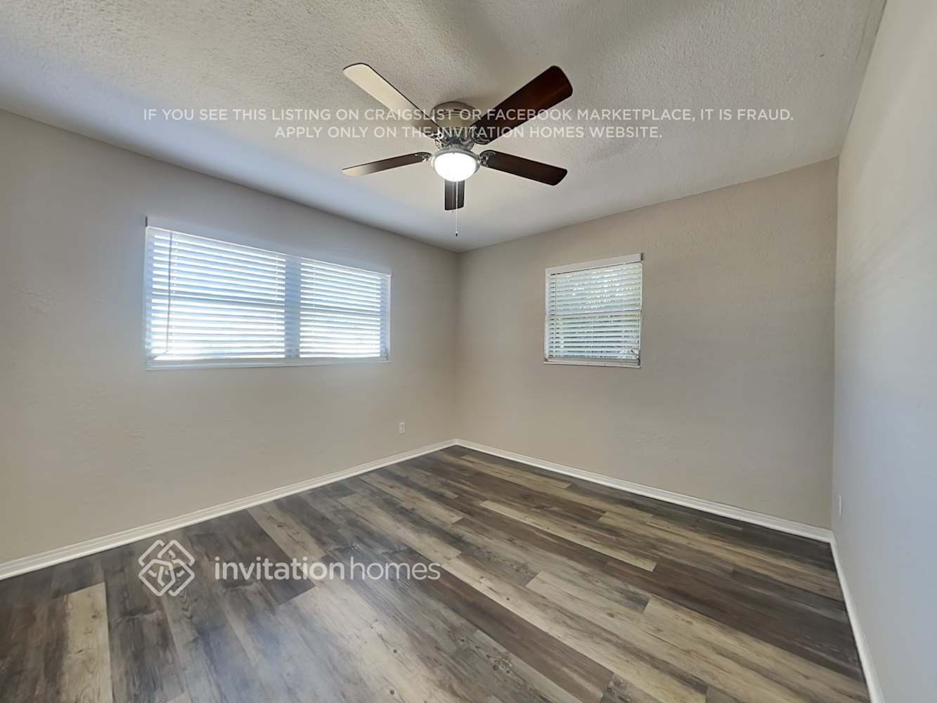 Building Photo - 3944 Porpoise Dr SE