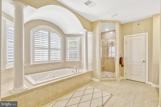 Building Photo - 22374 Dolomite Hills Dr