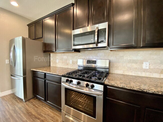 Building Photo - 1206 Ranch Falls